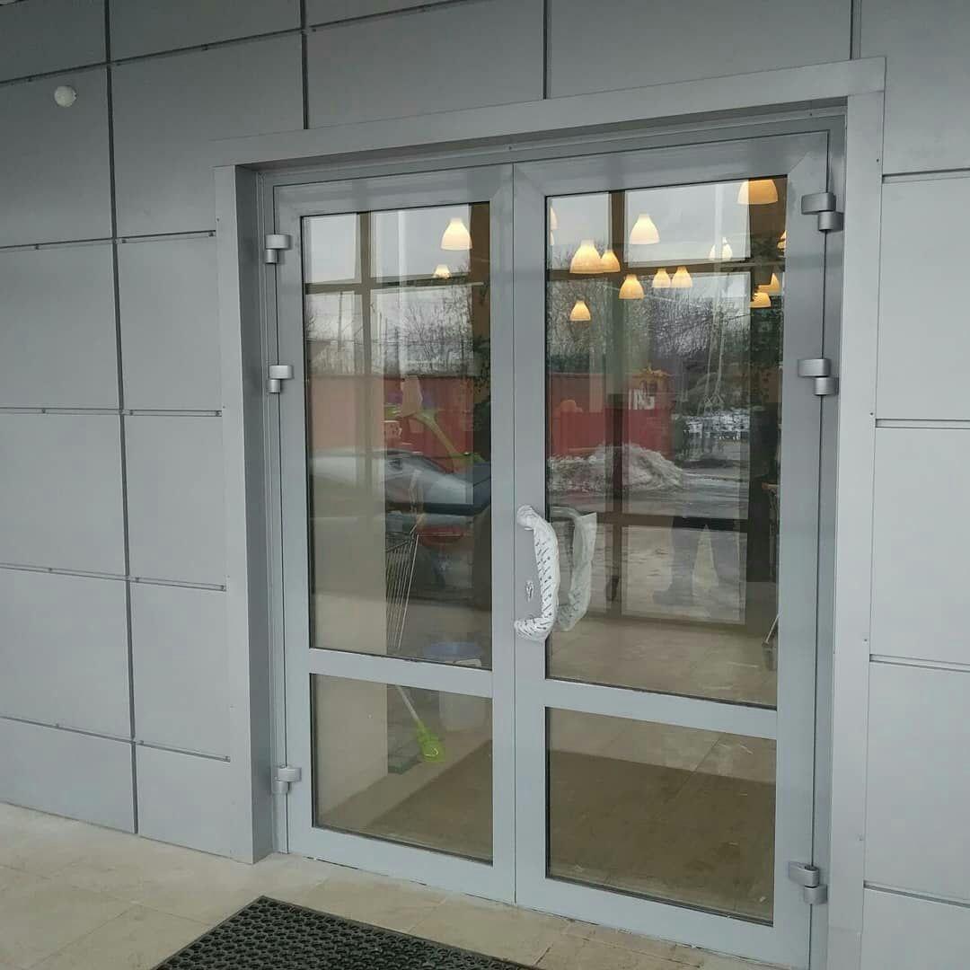Алюминиевая входная дверь